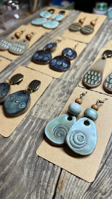 Toni Salmon on Instagram: "If you are needing some Christmas gift inspo and are in the Dunsborough area, pop into @commonage_pottery_gallery Showcasing pottery and artworks by local and WA artists (including a selection of my Textured Earth collection 😊- you are bound to tick a few gifts off the list!! * * * #earringsoftheday #earringsofinstagram #bohoearrings #ceramicsofinstagram #pottersofinstagram #loveinpottery #instaceramics #handmadeceramics #handmadeceramic #handbuiltpottery #lovecerami Pottery Accessories, Jewelry Pottery, Clay Jewelry Making, Pottery Jewelry Ideas, Pottery Jewellery, Ceramic Earings Ideas, Pottery Earrings, Ceramic Beads Jewelry, Pottery Jewelry