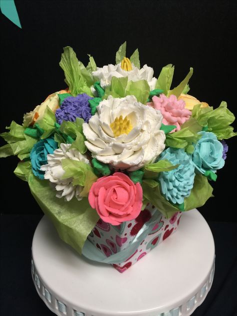 Cupcake bouquet Swiss meringue buttercream flowers Meringue Buttercream, Cupcake Bouquet, Swiss Meringue, Swiss Meringue Buttercream, Buttercream Flowers, Meringue, Butter Cream, Flowers Bouquet, Cupcake