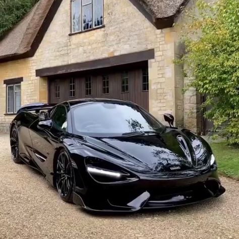 Maclaren Cars, Luxe Auto's, Car Sport, Mclaren 720s, Mclaren Cars, Cars Music, Dodge Challenger Srt, Mc Laren, Exotic Sports Cars