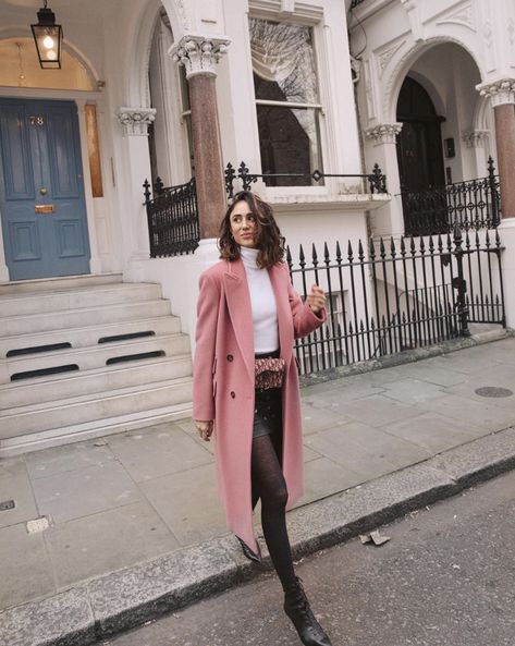 The Most Popular Colors to Wear With Pink in 2019 Pink Coat Outfit Casual, Pink Wool Coat Outfit, Pink And Beige Outfit, Pink Brown Outfit, Pink And Brown Outfit, Baby Pink Coat, Pink Coat Outfit, Wardrobe Colour, Satin Pajama Pants