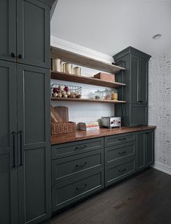 This walk-in pantry with Dura Supreme cabinetry Hudson Heritage finish and Boos Butcher block countertop from Richelieu feels country fresh. The pipe shelving Paint On Metal, Rustic Industrial Kitchen, Kitchen Transitional, Built In Pantry, Pantry Wall, Open Cabinets, Kitchen Pantry Design, Butcher Block Countertops, Industrial Kitchen