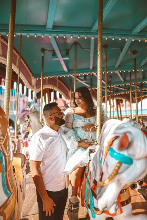 Disney Couples Photoshoot, Disney Engagement Pictures Photo Shoots, Disneyland Photoshoot Couple, Magic Kingdom Engagement Pictures, Disneyland Engagement Pictures, Disney Photoshoot Ideas, Disneyland Photoshoot, Disney Baby Announcement, Disney Engagement Pictures