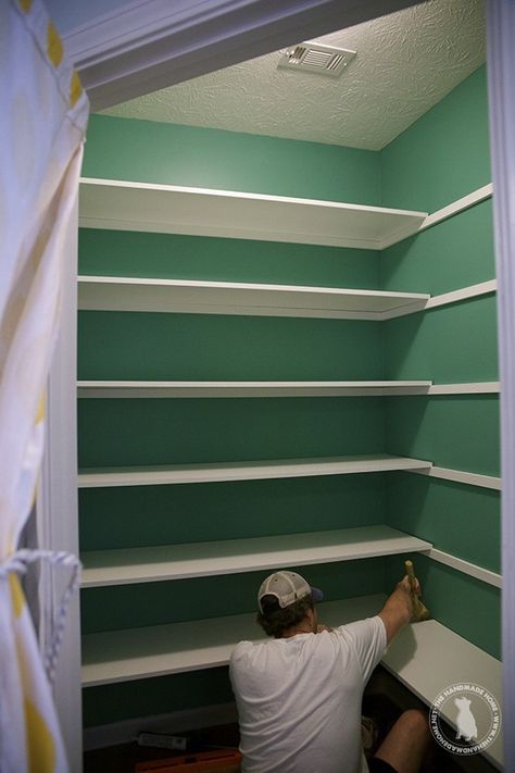 how to build shelves Easy Pantry Shelves, Build Pantry Shelves, Build Pantry, Desain Pantry Dapur, Diy Pantry Shelves, Pantry Redo, Pantry Renovation, تحت الدرج, Pantry Layout