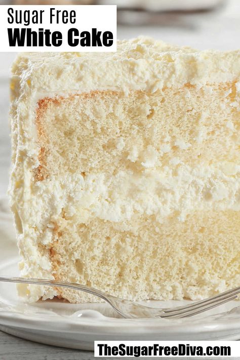 Sugar Free White Cake Recipe, Sugar Free White Cake, Sugar Free Cake Recipes, Sugar Free Baking, High Protein Desserts, Sugar Free Recipes Desserts, Sugar Free Cake, White Cake Recipe, Postre Keto