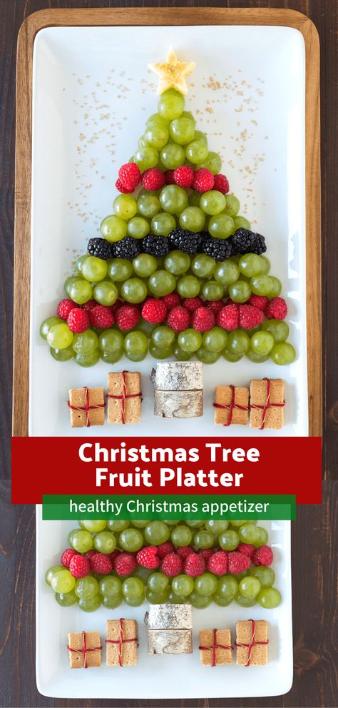 Create a healthy fruit platter appetizer for Christmas in the shape of a christmas tree using an apple, grapes, raspberries, blackberries, and graham crackers! #christmastreefruitplatter #christmasfruitplatter Healthy Platter, Appetizer For Christmas, Christmas Tree Fruit, Appetizer Christmas, Fruit Christmas Tree, New Year's Desserts, Party Food Dessert, Snack Platter, Christmas Fruit