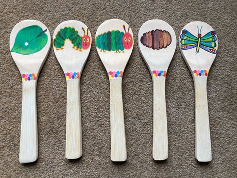 Story Spoons Ideas, Wooden Spoon Book Characters, Nursery Rhyme Story Spoons, Nursery Rhyme Wooden Spoons, Gruffalo Story Spoons, Spoon Puppets, Wooden Spoon Puppets, Cabin Nursery, Story Spoons