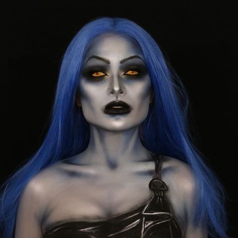 Haunted Mansion Makeup Looks, Hades Cosplay Female, Hades Halloween Costume Female, Female Hades Costume, Hades Makeup Female, Hades Costume Female, Hades Halloween Costume, Female Hades, Villain Makeup