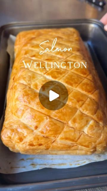 SHONDA on Instagram: "Salmon Wellington not my normal “healthier” option but delicious so enjoy!
By @chefsofiaa

It’s a pretty fancy dinner, so you’ll be sure to impress your friends and family bringing this one out to the table 🥂

This salmon Wellington recipe takes your basic salmon to a whole new level. (Salmon Wellington, also known as Salmon En Croute)

🔪In a pan, heat butter, chopped shallots, and garlic over medium heat. Sauté until the shallots become translucent. 
🔪Bring the heat to high and add the white wine. Let the liquid cook out for about 5 minute. 
🔪Add the spinach. Sauté just until the the spinach softens (3 minutes). 🔪Add parmesan cheese and cream cheese. 
🔪Place the salmon onto the puff pastry, add cheesy spinach mixture on top. Line a baking sheet with parchment p Salmon Wellington Recipe, Salmon En Croute, Salmon Wellington, Wellington Recipe, Cheesy Spinach, Cook Out, Chicken Pot Pie Soup, Baked Salmon Recipes, Fancy Dinner