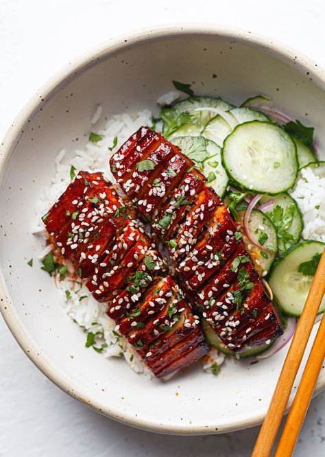 Accordion Style Gochujang Tofu Steaks - SO VEGAN Gochujang Tofu, Tofu Steaks, Chickpea Sandwich, Creamy Orzo, Tofu Steak, Broccoli Fritters, Teriyaki Tofu, Brunch Desserts, Light Breakfast