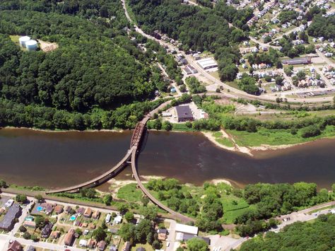 Y-Shaped Bridge in Oil City ~ Pennsylvania High Steel Bridge Washington, Nashville Pedestrian Bridge, Purple People Bridge Cincinnati, Covered Bridges In Pennsylvania, Indiana Covered Bridge Map, American Gothic, Model Train Layouts, Model Train, Train Layouts