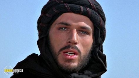 Lambert Wilson Sahara, Sahara 1983, Sahara Movie, Lambert Wilson, Period Drama Movies, Arab Men Fashion, Daredevil Matt Murdock, Arabian Princess, Foreign Film