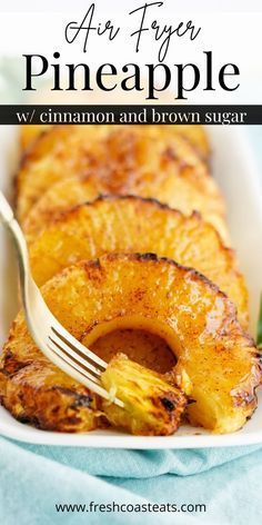 Air Fryer Side Dishes Recipes, Easy Air Fryer Side Dishes, Air Fryer Pineapple Rings, Easy Air Fryer Pineapple, Cinnamon Pineapple Air Fryer, Pineapple And Cinnamon, Air Fry Fruit Recipes, Food With Pineapple, Airfryer Pineapple Slices