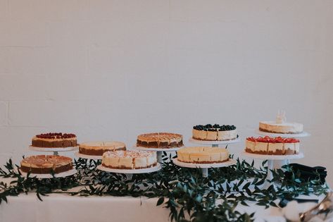 pie bar Modern Minimalistic Wedding, Cheesecake Wedding Cake, Wedding Cheesecake, Wedding Pie, Minimalistic Wedding, Fun Wedding Shoes, Wedding Converse, Wedding Display, Wedding Cake Table