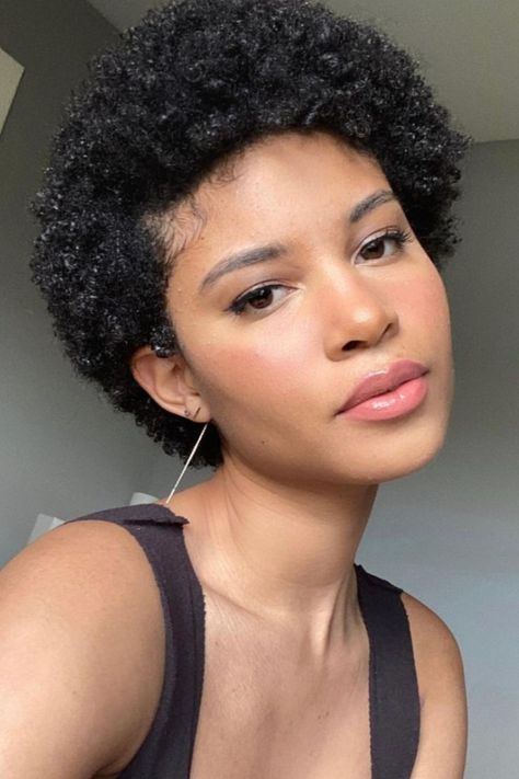 Texturized Hair, Ways To Style Short Hair, Short Natural Curls, Big Chop Hairstyles, Big Chop Natural Hair, How To Style Short Hair, Short Natural Curly Hair, Style Short Hair, Twa Hairstyles