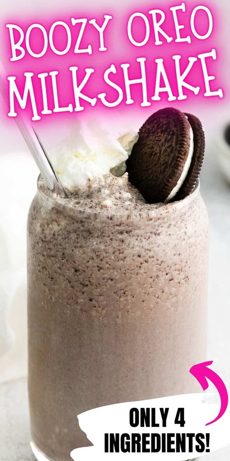 Boozy Milkshake Recipes, Wendys Frosty Recipe, Boozy Shakes, Oreo Milkshake Recipe, Cookies And Cream Milkshake, Ice Cream Cocktails, Crushed Oreo, Boozy Milkshake, Frosty Recipe