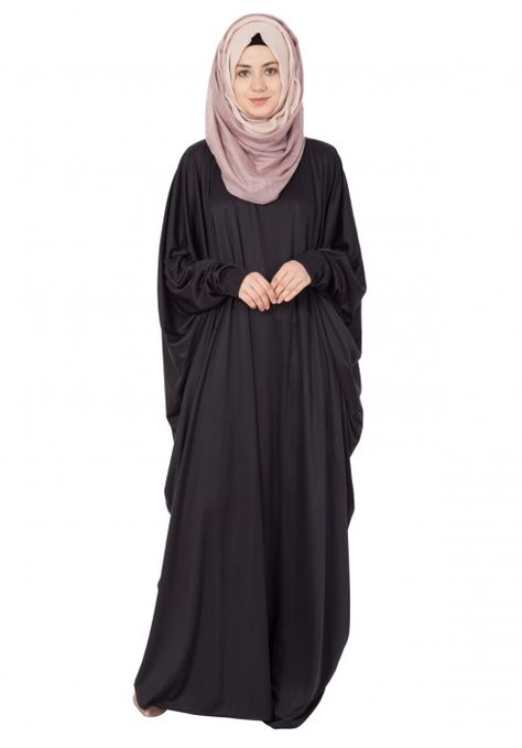 Classic Black Kaftan Abaya New Abaya Style, Burqa Designs, Habits Musulmans, Black Abaya Designs, Abaya Fashion Dubai, Selling Photography, Black Hijab, Dress Abaya, Black Kaftan