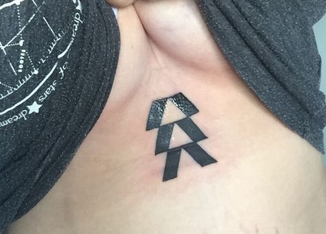 My hunter tattoo #destiny#xbox1#hunter#gaming_mum Destiny Game Tattoo Ideas, Destiny Hunter Tattoo, Destiny Tattoo Game, Destiny 2 Tattoo Ideas, Destiny 2 Tattoo, Destiny Tattoo, Destiny Hunter, Hunter Tattoo, 2 Tattoo