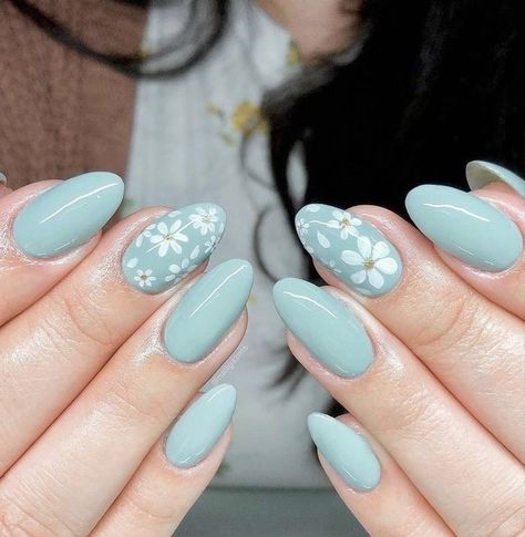 Nail Art Pastel, Acrylic Nails Almond Shape, Spring Acrylic Nails, Daisy Nails, Casual Nails, Almond Acrylic Nails, Cute Gel Nails, Short Acrylic Nails Designs, Minimalist Nails