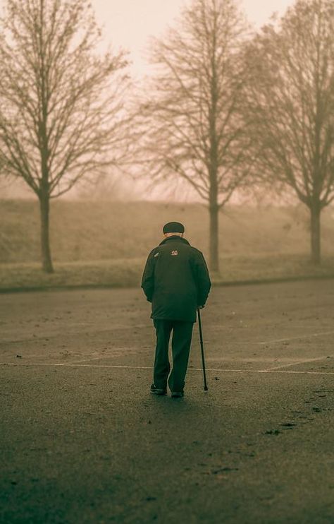 Old man in fog- ThorGift.com - If you like it please buy some from ThorGift.com Grandpa Aesthetic, A Man Called Ove, Aesthetics Quote, Beloved Book, Middle Aged Man, Man Photography, Go Outdoors, Happy Today, Camping World