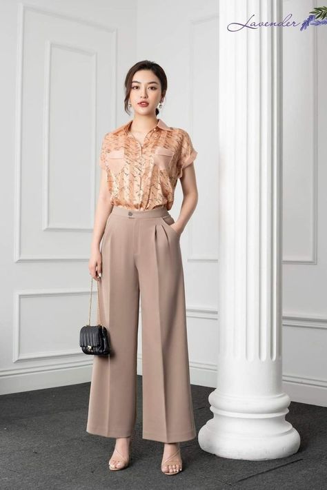 Semi Formal Outfits Summer, Formal Trousers Women, Blouse Pattern Free, Trousers Women Outfit, Semi Formal Outfits, Muslim Fashion Hijab Outfits, Aesthetic Dress, Fashion Top Outfits, Dress Guide