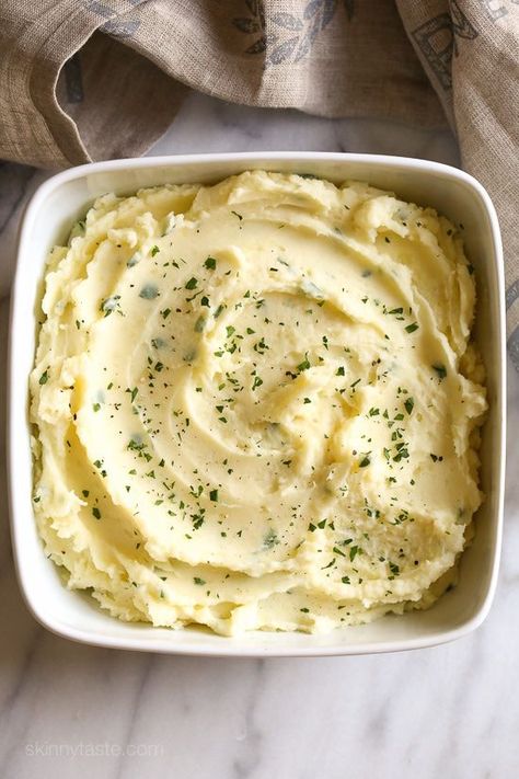 Creamy Garlic Mashed Potatoes, Garlic Mashed Potatoes Recipe, Diy Easy Recipes, Garlic Mashed Potatoes, Mashed Potato Recipes, Garlic Mashed, Skinny Taste Recipes, Food Tasting, Ww Recipes