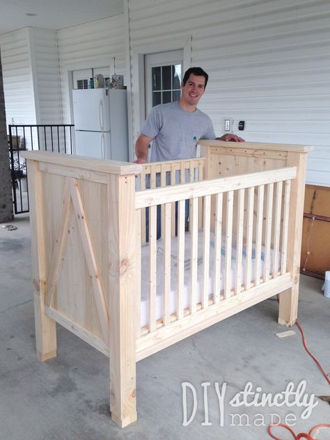 DIY Crib | DiystinctlyMade.com Crib Woodworking Plans, Baby Crib Diy, Baby Nursery Diy, Diy Crib, Diy Nursery, Diy Casa, Baby Cot, Diy Baby Furniture, Baby Diy