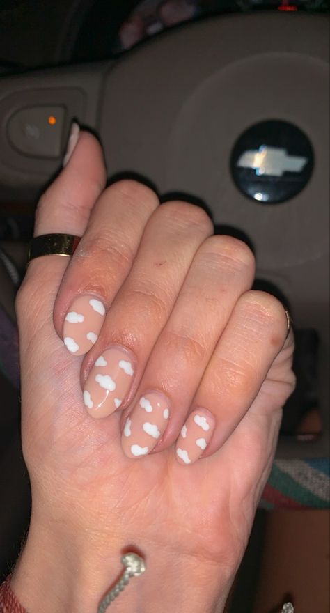 Cloud Nail Art, Comic Book Nails, Book Nails, Cloud Nails, Ideas Uñas, Handmade Nails, Super Cute Nails, Cute Simple Nails, Subtle Nails