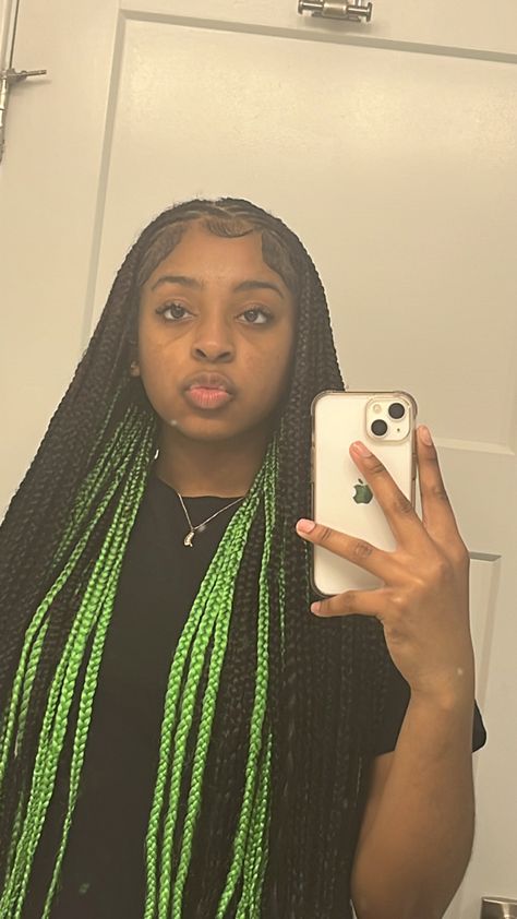 Press On Nail Art, Nail Almond, Summer Braids, Colored Braids, Box Braids Hairstyles For Black Women, Braided Cornrow Hairstyles, Hairstyle Inspo, Braids Hairstyles Pictures, Cute Box Braids Hairstyles