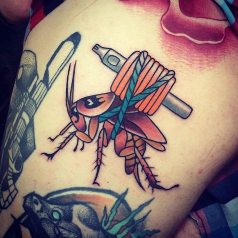 Cockroach by Rique Corner at Heimwärts Tattoo Collective in Linz am Rhein (Germany) #tattoo #oldschool #tattooinspiration #traditional #riquecorner #cockroach #tattoogrip Spongebob Roach, Eating Tattoo, Roach Tattoo, Cockroach Tattoo, Giant Painting, Germany Tattoo, Private Tattoos, New School Tattoo, Ink Ideas