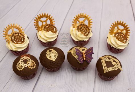 Steampunk cupcakes Steampunk Dessert, Steampunk Party Food, Steampunk Cupcakes, Steam Punk Party, Steampunk Cakes, Steampunk Wedding Cake, Steampunk Cake, Novelty Cupcakes, Steampunk Concept