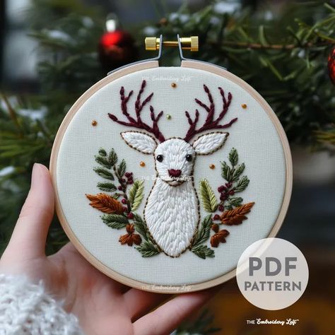 TheEmbroideryLoftCo - Etsy Canada Hand Embroidery Patterns Free Printable, Diy Winter Crafts, Christmas Hand Embroidery, Embroidery Decor, Winter Diy Crafts, Winter Embroidery, Hand Embroidery Patterns Free, Holiday Embroidery, White Reindeer