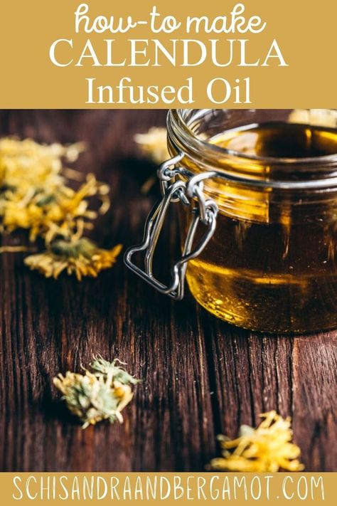 Calendula Oil Diy, Infused Oil Recipes, Calendula Infused Oil, Purification Oil, Oil Video, Calendula Tea, Homemade Body Care, Making Essential Oils, Infused Oil