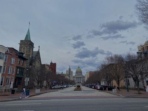 Pennsylvania state capitol, harrisburg. #aesthetic #city #building #pennsylvania #harrisburg #statecapitol #harrisburgpa Pennsylvania Aesthetic, Harrisburg Pennsylvania, Aesthetic City, Harrisburg Pa, Usa States, State Street, City Aesthetic, East Coast, Pennsylvania