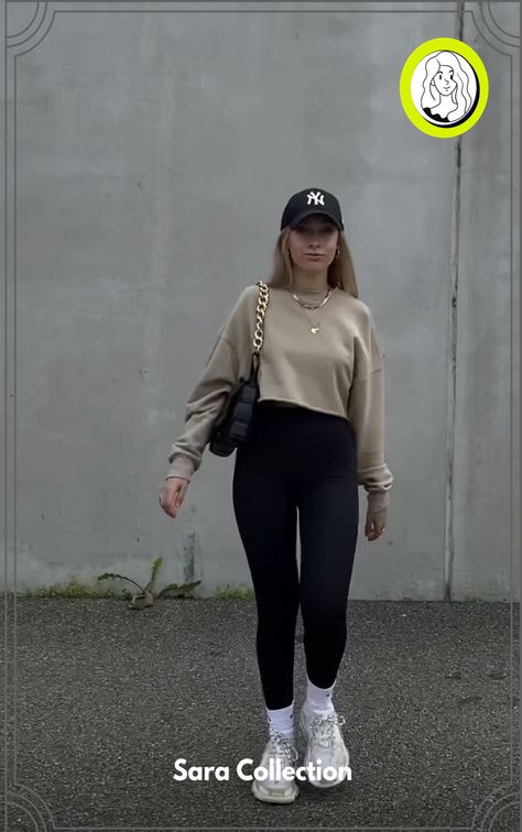 Stylish Women's Gym Outfits That Boost Your Confidence Airport Clothes, Leggings Casual Outfit, Black Leggings Casual, Leggings Outfit Ideas, Cute College Outfits, Look Legging, Black Leggings Outfit, Leggings Outfits, Classy Dresses