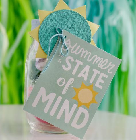 Summer Gift Ideas, Friends Rachel, Eid Cards, Love Teacher, Welcome Summer, Summer Gifts, Sweet Summer, Gifts For Teachers, Happy Summer