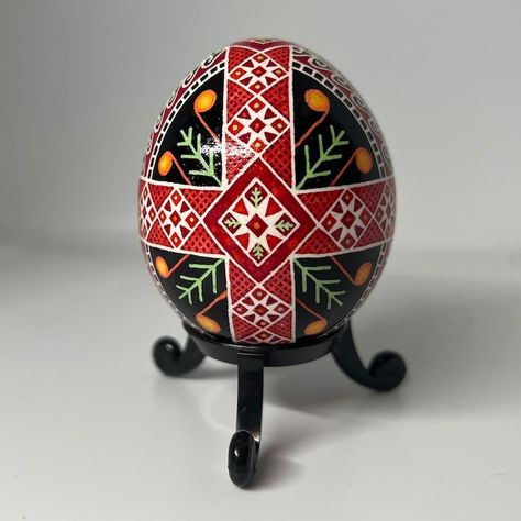 JohnaRocks - Etsy Ukrainian Easter Eggs For Beginners, Russian Easter Eggs, Pysanka Eggs, Pysanky Eggs Pattern, Pysanky Egg, Egg Artistry, Ukrainian Christmas, Ukrainian Eggs, Easter Paintings