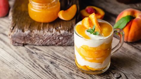 Orange Fluff, Dessert Leger, Liqueurs Recipes, Baked Fruit, Protein Desserts, Low Carb Dessert, Cream Liqueur, Refreshing Desserts, Peaches Cream