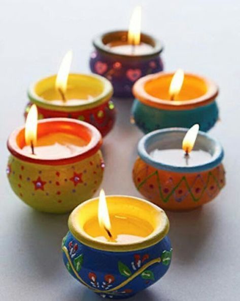 Diya Decoration Ideas, Diwali Diya Decoration, Diwali Candles, Thali Decoration Ideas, Diya Decoration, Diwali Decoration Items, Diwali Decorations At Home, Diy Diwali Decorations, Painted Pots Diy