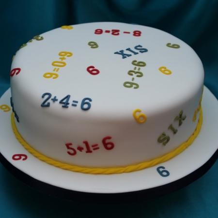 Math Birthday Cakes, Maths Cake Design, Math Cake Ideas Birthday, Numberblock Party, Numberblocks Birthday Cake, Dinosaurus Cake, Number Blocks Cake, Math Cake, Number Blocks Birthday Party