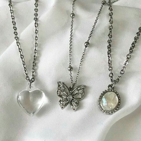 Grunge Jewelry, Seni Vintage, Indie Jewelry, Populaire Outfits, Dope Jewelry, Girly Jewelry, Jewelry Inspo, Dream Jewelry, Pretty Jewellery