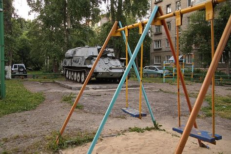 Childhood Aesthetic, Playground Structures, Tree House Kids, Russian Memes, Europe Aesthetic, Chaotic Neutral, East Europe, Weird Dreams, Grandmas House