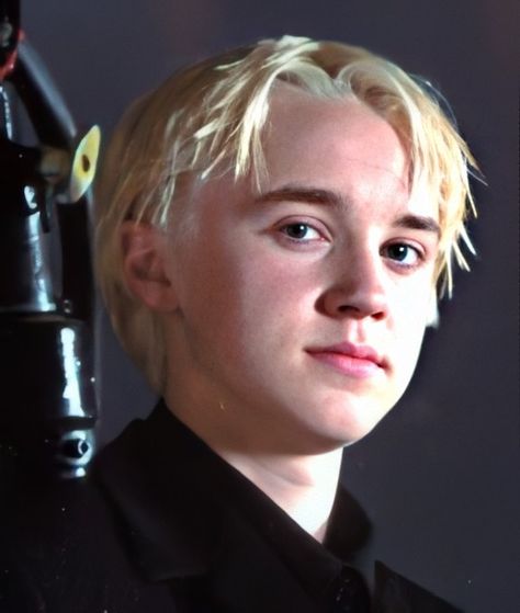 Tom Felton Young, Drako Malfoy, Draco Malfoy Hot, Draco Malfoy Imagines, Draco Malfoy Aesthetic, Lucius Malfoy, Buku Harry Potter, Tom Felton Draco Malfoy, Draco And Hermione