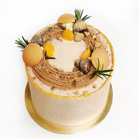 Banoffee Cake Decoration, Banoffee Cake, Gucci Cake, Autumn Cake, Butter Scotch, Layered Cakes, Korean Dessert, Mini Bolo, Baby Shower Cakes Girl