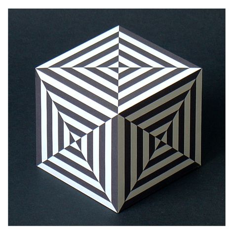 alternate square cube 2 Op Art Lessons, Cube Template, Art Cube, Optical Illusion Drawing, Illusion Drawings, Visual Illusion, Quilt Modernen, Geometric Pattern Art, Graph Paper Art