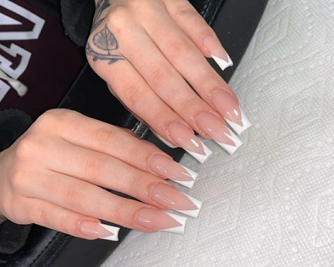 Feminine Nails, White Tip Acrylic Nails, Spring Break Nails, How To Cut Nails, Broken Nails, White Acrylic Nails, French Tip Acrylic Nails, Acrylic Nails Coffin Pink, Tip Nails