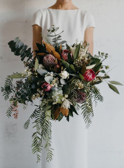 Wild Wedding Bouquet, Flowers And Greenery, Wildflower Wedding, Deco Floral, Bride Bouquets, Bridal Flowers, Flower Bouquet Wedding, Beautiful Bouquet, Beautiful Blooms