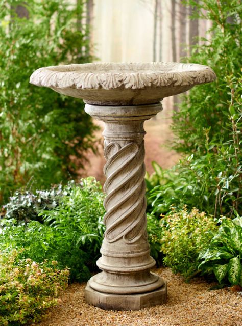 Garden Bird Bath Fountain, Birdbath In Garden, Bird Baths In Garden, Birdbath Ideas Landscaping, Diy Birdbath Ideas, Stone Birdbath, Solar Fountain Bird Bath, Rustic Bird Baths, Amazing Garden Ideas