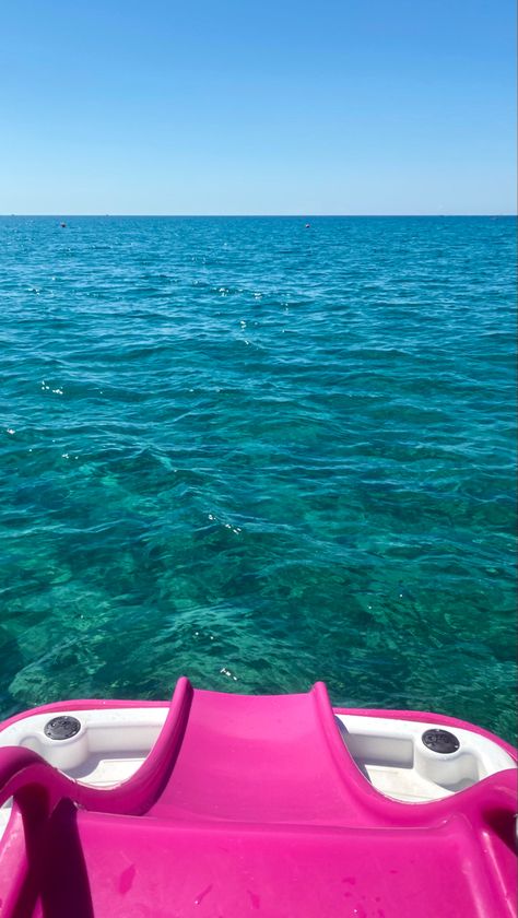 Paddle Boat Aesthetic, Summer List, Sea Aesthetic, Boat Life, Paddle Boat, Small Boats, Sea View, Favorite Season, Summer Feeling