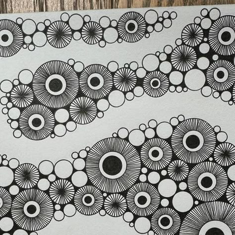 Circle Zentangle Patterns, Cool Pen Drawings, Rainbow Zentangle, Full Page Doodle Pattern, Circle Zentangle, Zen Art Inspiration, Zentangle Doodles, Circle Patterns, Neurographic Art