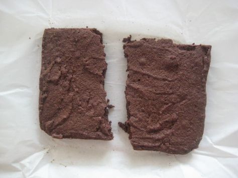 Leftover Brownies, Brownie Recipies, Brownie Hacks, Brownie Brittle, Fudge Brownie Recipe, Brownie Pops, Raw Brownies, Brownie Frosting, Brownie Bites